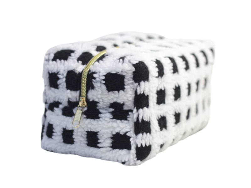 PK22233 White and Black Plaid Sherpa Cosmetic Pouch